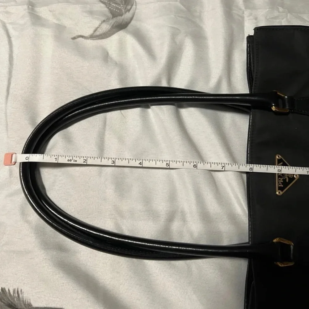 ❤️ AUTH. PRADA Tessuto Nylon Tote Black❤️ - Picture 10 of 12